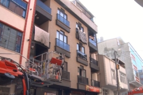 Esenyurt’ta çıkan yangında can pazarı yaşandı