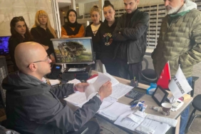 Eski yönetim siteyi devretmedi, yeni yönetici ve kat maliklerini darp etti: O anlar kamerada