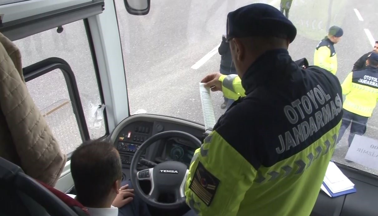 İstanbul’da jandarmadan trafikte Ramazan Bayramı denetimi