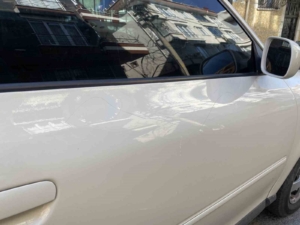 Küçükçekmece’de bir kadın dükkan önüne park ettiği aracını görünce büyük şok yaşadı