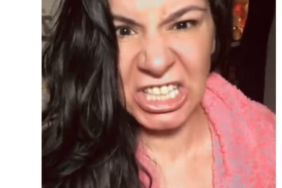 Sosyal medyadan Cumhurbaşkanı’na hakaret eden kadın gözaltına alındı