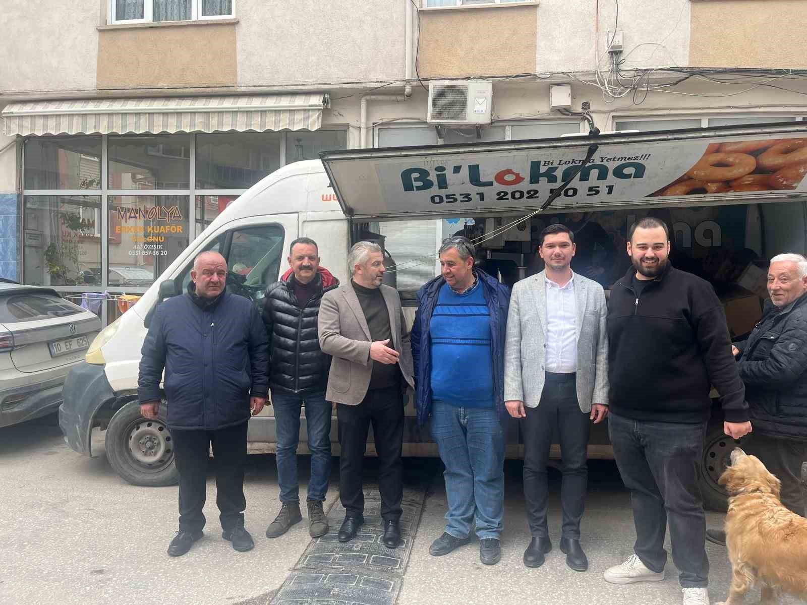 Başkan Hakan Aka, Ramazan ayının ilk günü vatandaşlarla buluştu