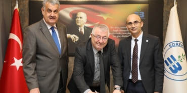 Edremit Belediyesi ile Altınoluk MYO arasında eğitim iş birliği