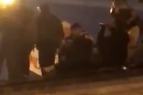 İBB protestocuları Şehzadebaşı Camii’nde içki içti, avluya çöplerini attı