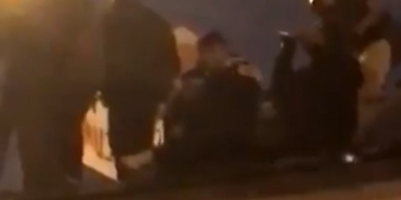İBB protestocuları Şehzadebaşı Camii’nde içki içti, avluya çöplerini attı