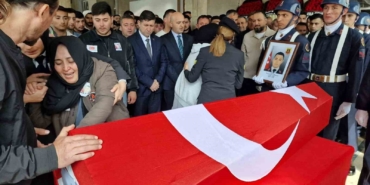 Bayram tatili için geldiği memleketinde kazada hayatını kaybeden uzman onbaşı son yolculuğuna uğurlandı