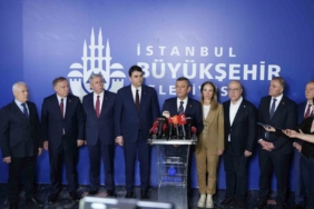 Özgür Özel "Tüm İstanbulluları akşam Saraçhaneye bekliyoruz"