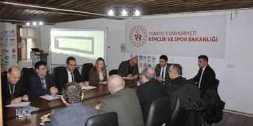 Osmaneli’nde gençlik çalışmaları değerlendirildi