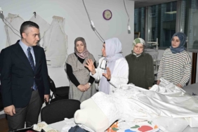 Esenyurt Belediye Başkan Vekili Aksoy, Sürekli Eğitim Merkezi kursiyerleriyle bir araya geldi