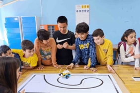 DENEYAP öğrencileri, robotik ve kodlama proje şenliğinde yarıştı