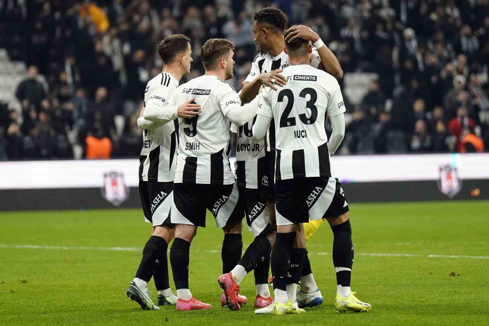 Beşiktaş, yenilmezlik serisini 9 maça çıkardı