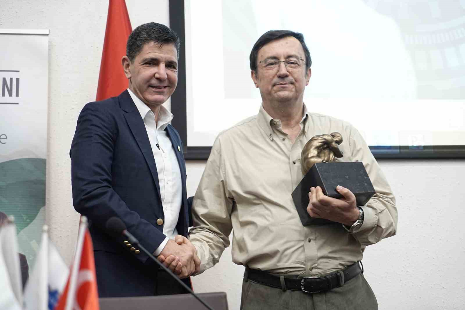 İş dünyasında başarı için gençleri anlamak ve doğru yönetmek şart