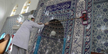 Kartal’da bayram öncesi ibadethanelerde temizlik çalışması başlatıldı