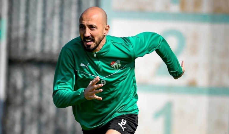 Ahmet İlhan Özek, Kırşehir FSK maçında yok