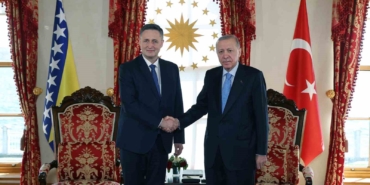 Cumhurbaşkanı Erdoğan, Bosna Hersek Devlet Başkanlığı Konseyi Üyesi Becirovic’i kabul etti
