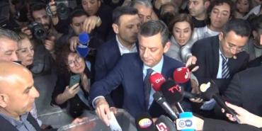 CHP Genel Başkanı Özel, ön seçimde oyunu kullandı