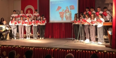 İstiklal Marşı’nın Kabulünün 104. Yıl dönümünde Burhaniye’de anma programı düzenlendi