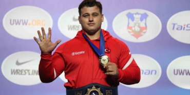 Milli güreşçi Rıza Kayaalp’e 4 yıl men cezası!