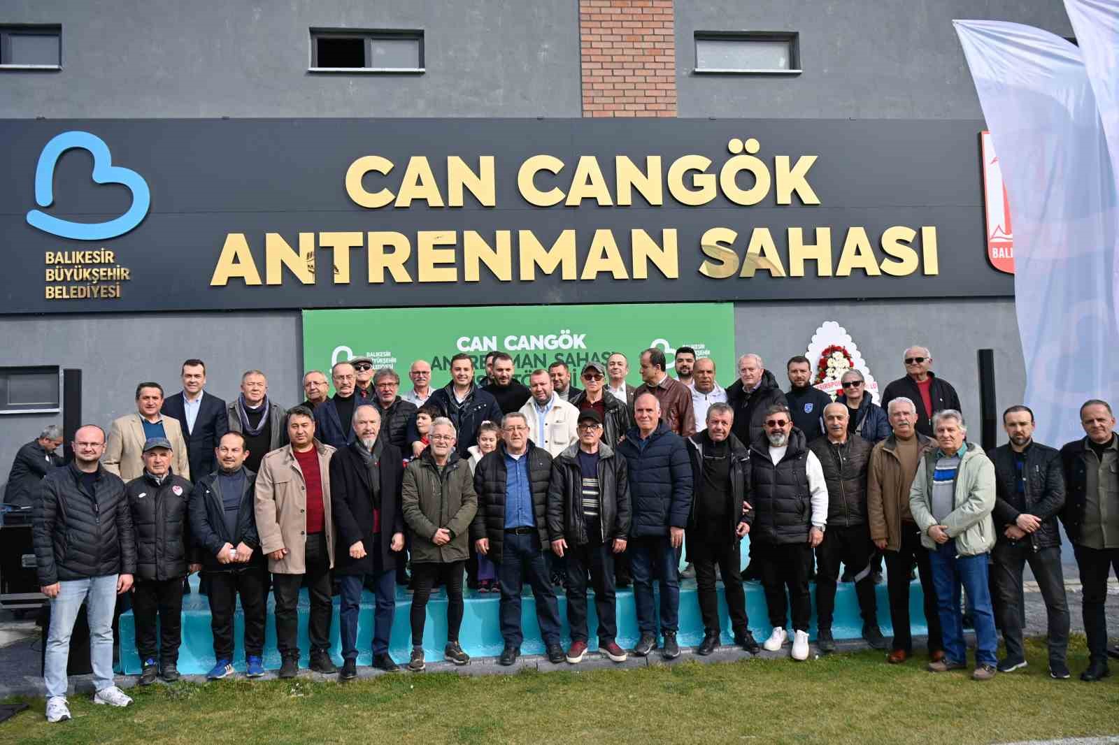 Balıkesirspor’un efsane ismi Can Cangök’ün adı antrenman sahasında yaşayacak