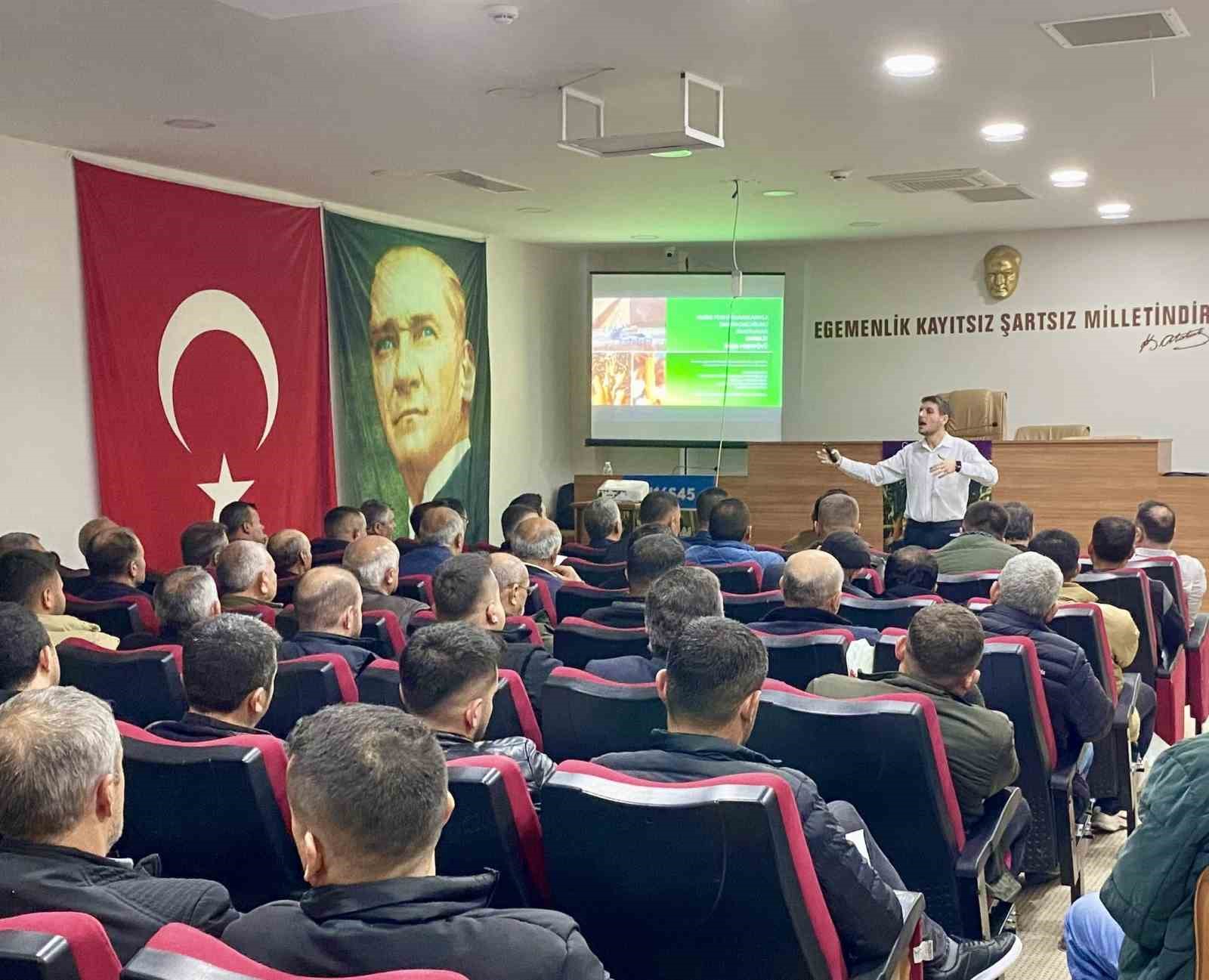 Tohum firmasından üreticilere eğitim desteği