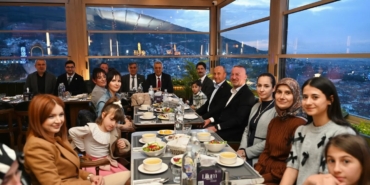 Karacabeyliler Ramazan’ın bereketini paylaştı