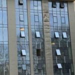 Sarıyer’de 35 yıldır inşaatı devam eden rezidansta yangın