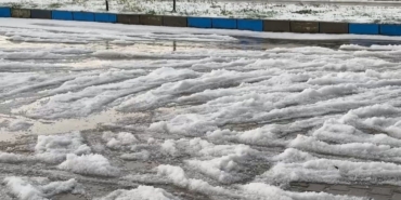 Tekirdağ’da yağan dolu ile tarım arazileri beyaza büründü