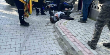 Gönen’de traktör ile motosiklet çarpıştı: 1 Yaralı