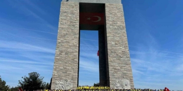 1907 ÜNİFEB’ten Çanakkale şehitliklerine ziyaret
