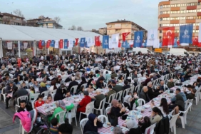Büyükşehir’in iftar sofrası her gün 3 bin kişiyi ağırlıyor