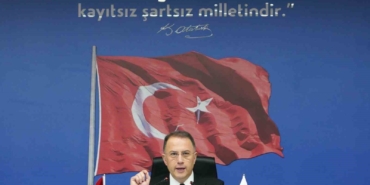 Başkan Çalık: "Başımız dik, alnımız ak, milletimiz büyüktür"