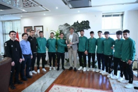 Kartepe Belediyespor Hokey Takımı şampiyon oldu