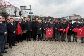 Çanakkale Zaferi anmasında şiir okuyan 10 yaşındaki kız çocuğunun gözyaşları