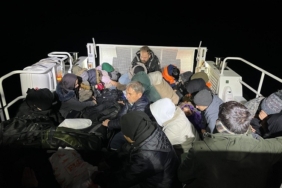 Ayvacık’ta 28 kaçak göçmen yakalandı