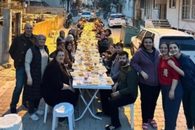 Bandırma’da geleneksel mahalle iftarı düzenlendi