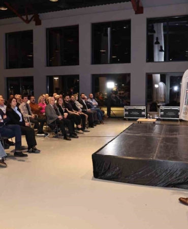 Alphan Manas ile "Geleceğe Ne Kadar Hazırız?"