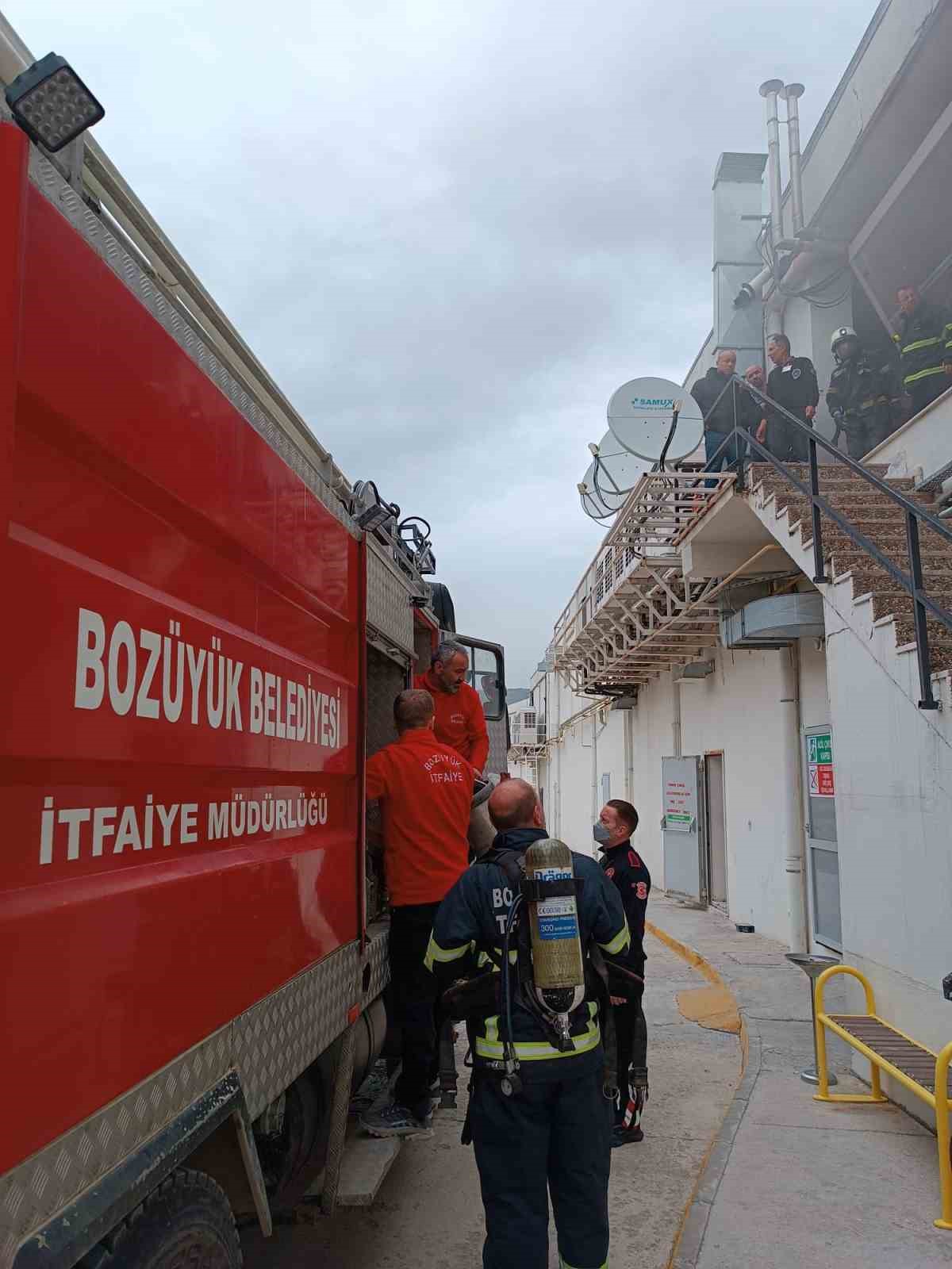 Bilecik’te AVM’de yangın paniği