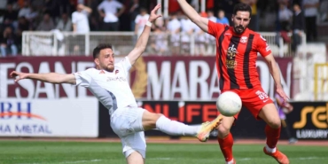 TFF 2. Lig: İnegölspor: 1 - GMG Kastamonuspor: 1