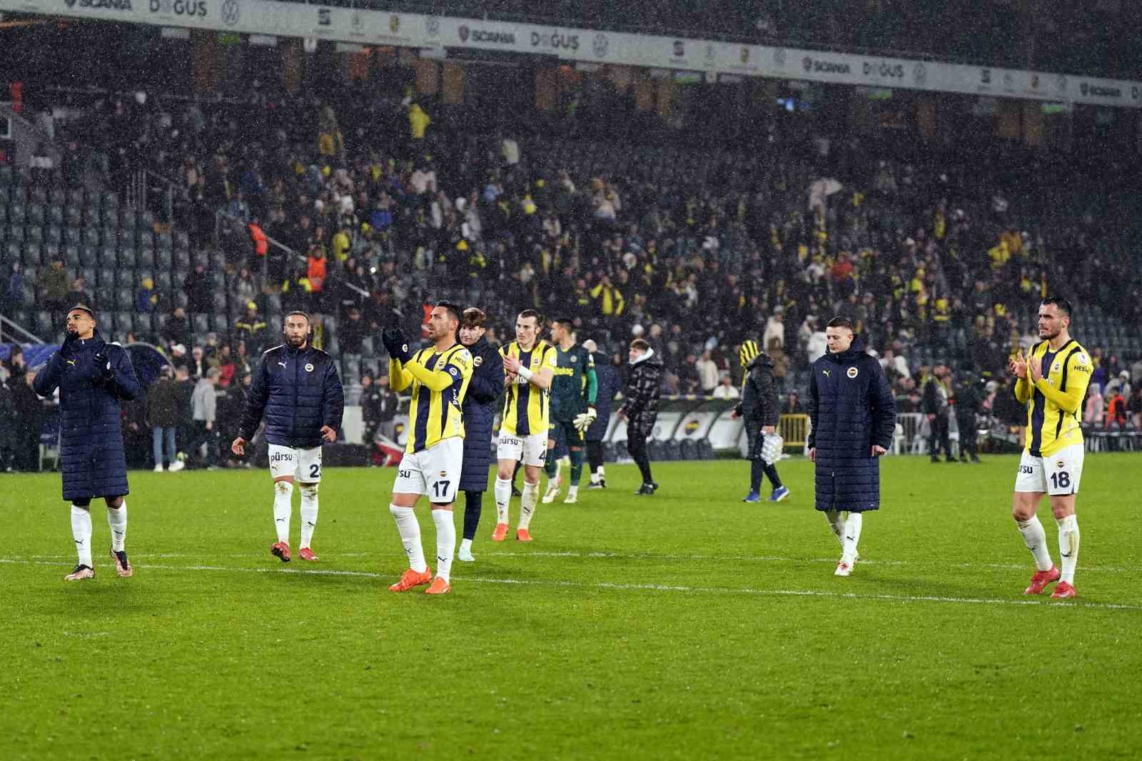 Fenerbahçe, Antalyaspor’u üst üste 6. kez mağlup etti