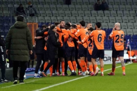 Trendyol Süper Lig: Başakşehir: 1 - Sivasspor: 0 (İlk yarı)