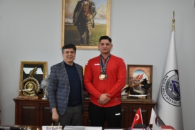 2 kez Türkiye Şampiyonu iki kez de Türkiye üçüncüsü oldu