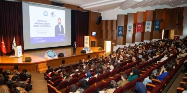 Mutlu ve başarılı çocuk yetiştirmenin formülü BUÜ’de konuşuldu
