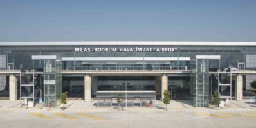 Milas-Bodrum Havalimanı, sezonun ilk dış hat uçuşlarını karşıladı