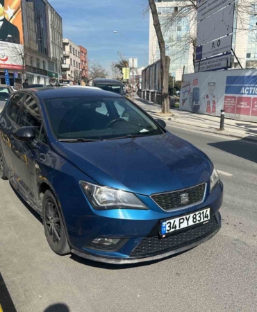 Bayrampaşa’da makas atan sürücü kamerada