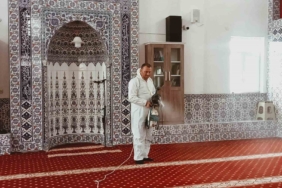 Ramazan ayı boyunca camilerde hijyen çalışmaları devam ediyor