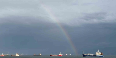Körfez’de gökkuşağı şöleni