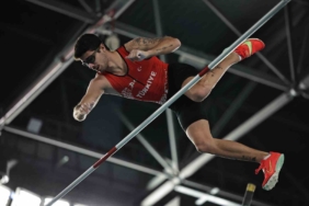 Milli atlet Ersu Şaşma, dünya 6.’sı oldu