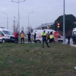 Ambulansla otomobilin çarpıştığı kaza kamerada