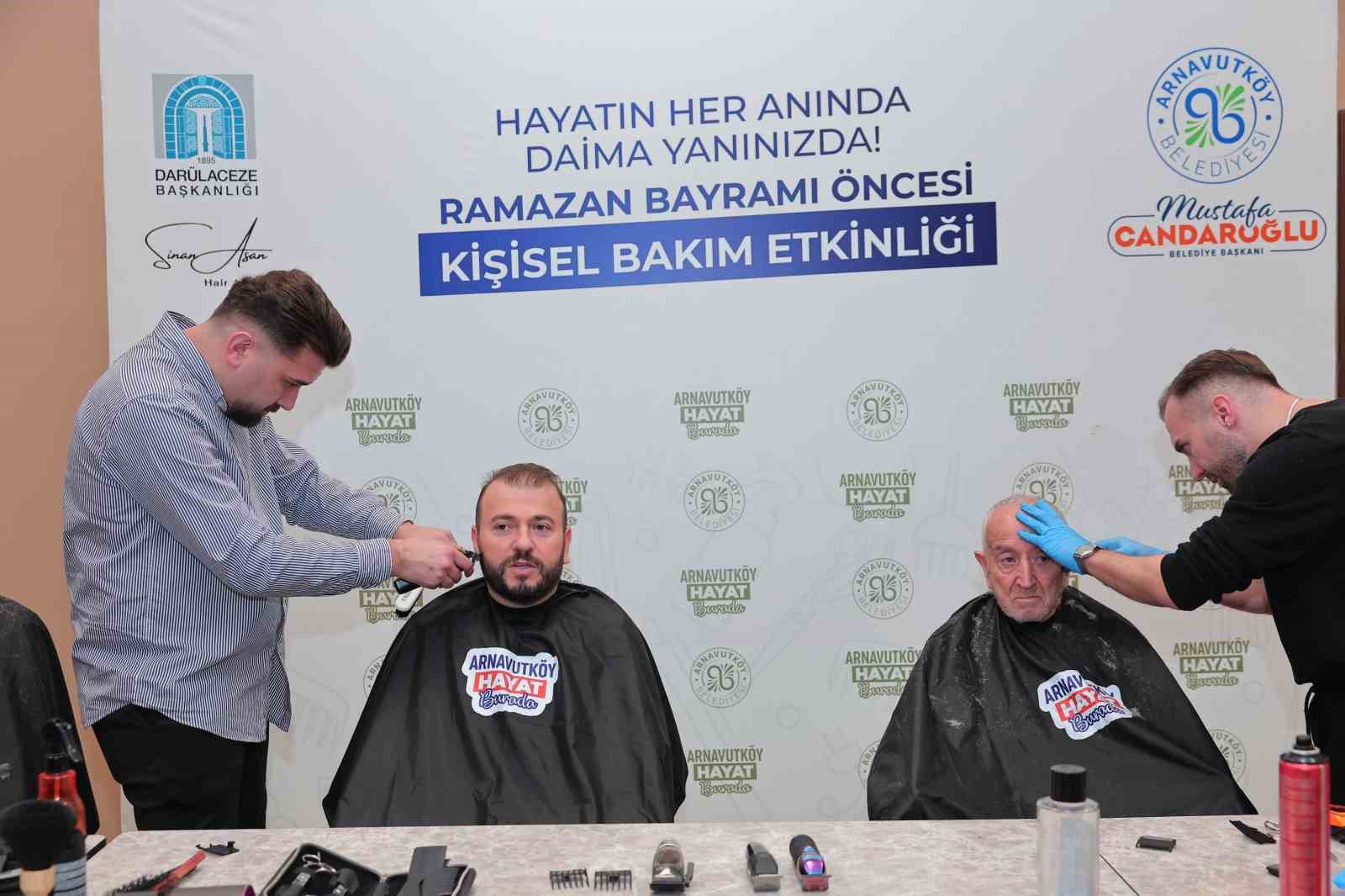 Başkan Candaroğlu’ndan koca çınarlara bayram tıraşı sürprizi