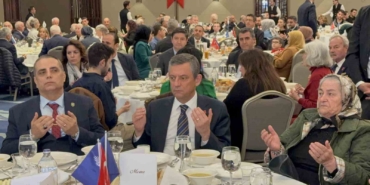 Özgür Özel, şehit aileleri ve gazilerle iftar programında buluştu